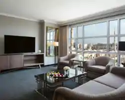 Anwar Al Madinah Mövenpick Hotel thumbnail